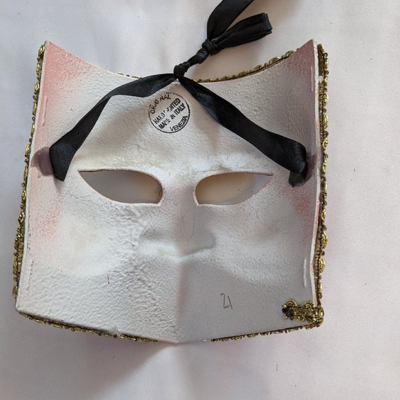 Hand painted Carnival Mask - Picture 3 of 4